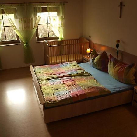 Haus Schober Apartment วินดิชการ์สเทิน ภายนอก รูปภาพ