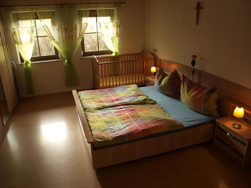 Haus Schober Apartment วินดิชการ์สเทิน ภายนอก รูปภาพ