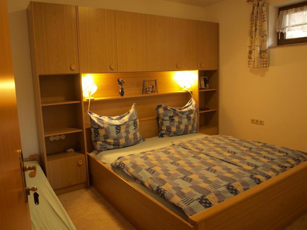 Haus Schober Apartment วินดิชการ์สเทิน ภายนอก รูปภาพ