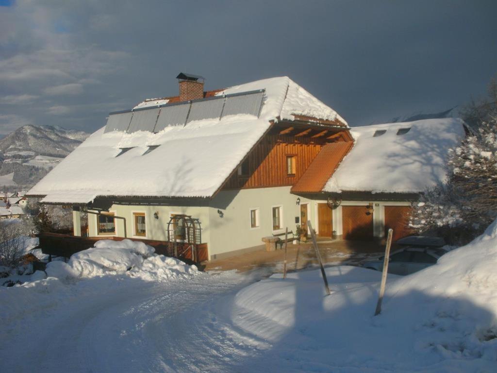 Haus Schober Apartment วินดิชการ์สเทิน ภายนอก รูปภาพ