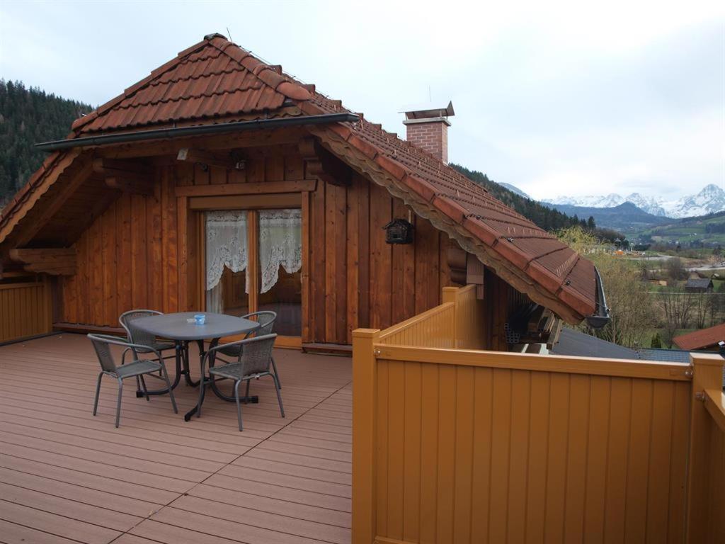Haus Schober Apartment วินดิชการ์สเทิน ภายนอก รูปภาพ